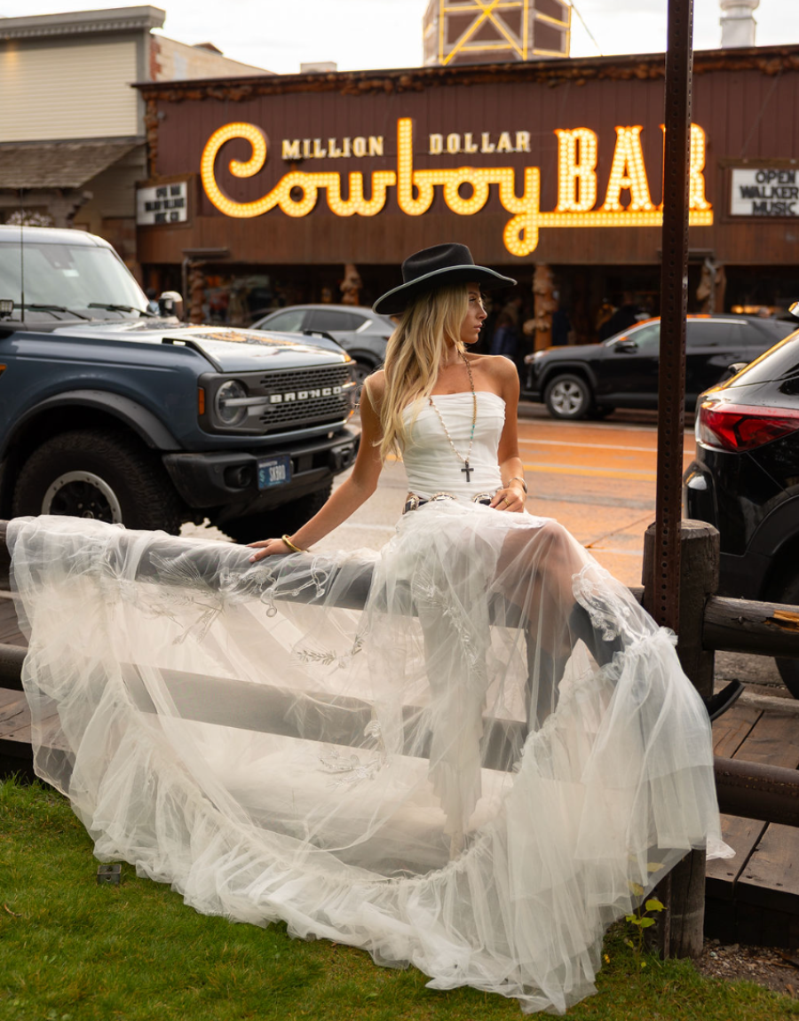 Western Equestrian veil detail