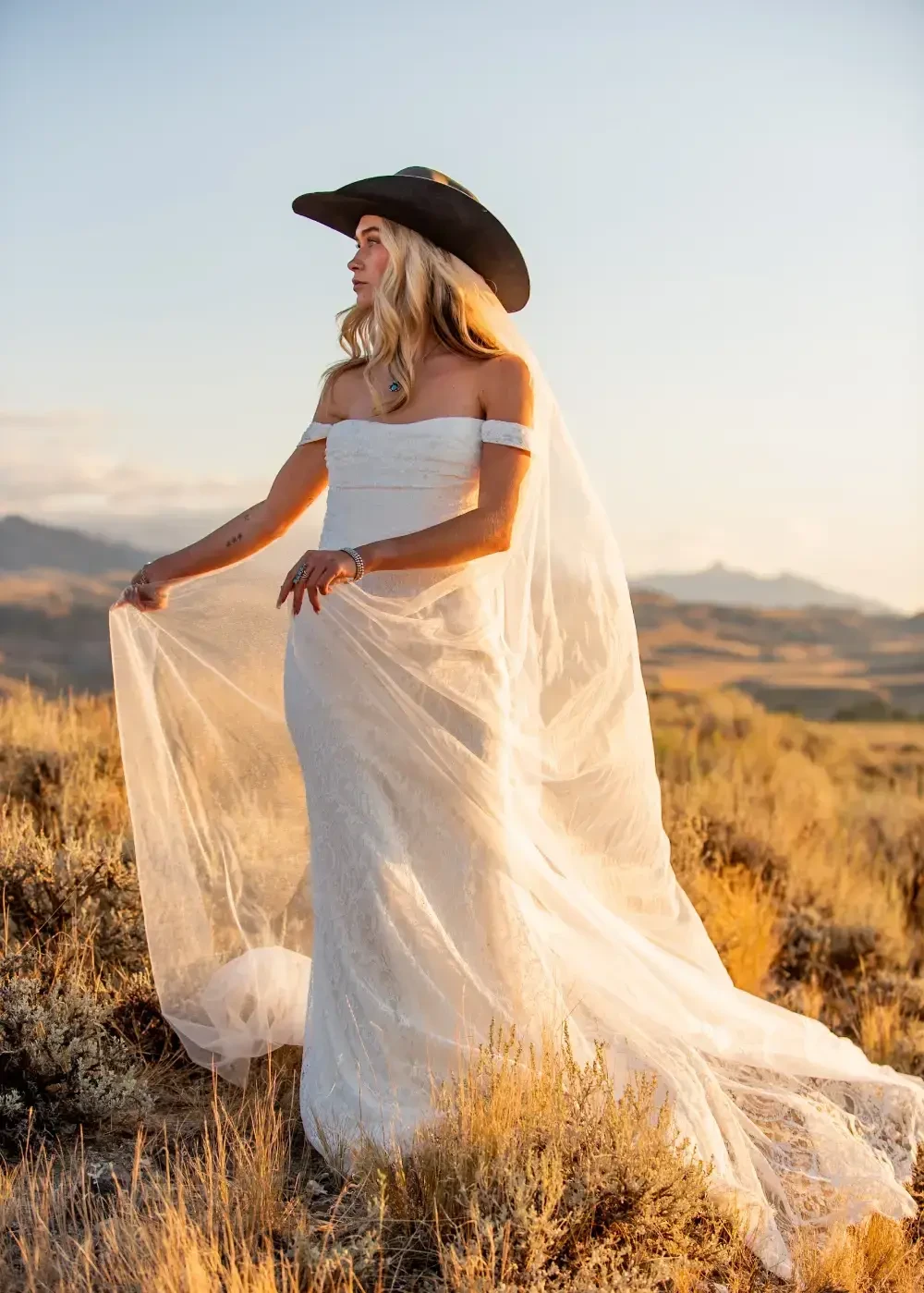 Western Equestrian bridal look