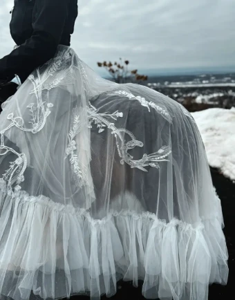 The Western Overskirt Overskirt #1 thumbnail