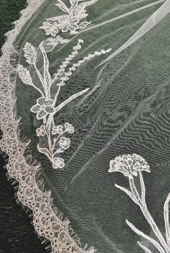 The Horseshoe Wildflower with Lace #9 thumbnail